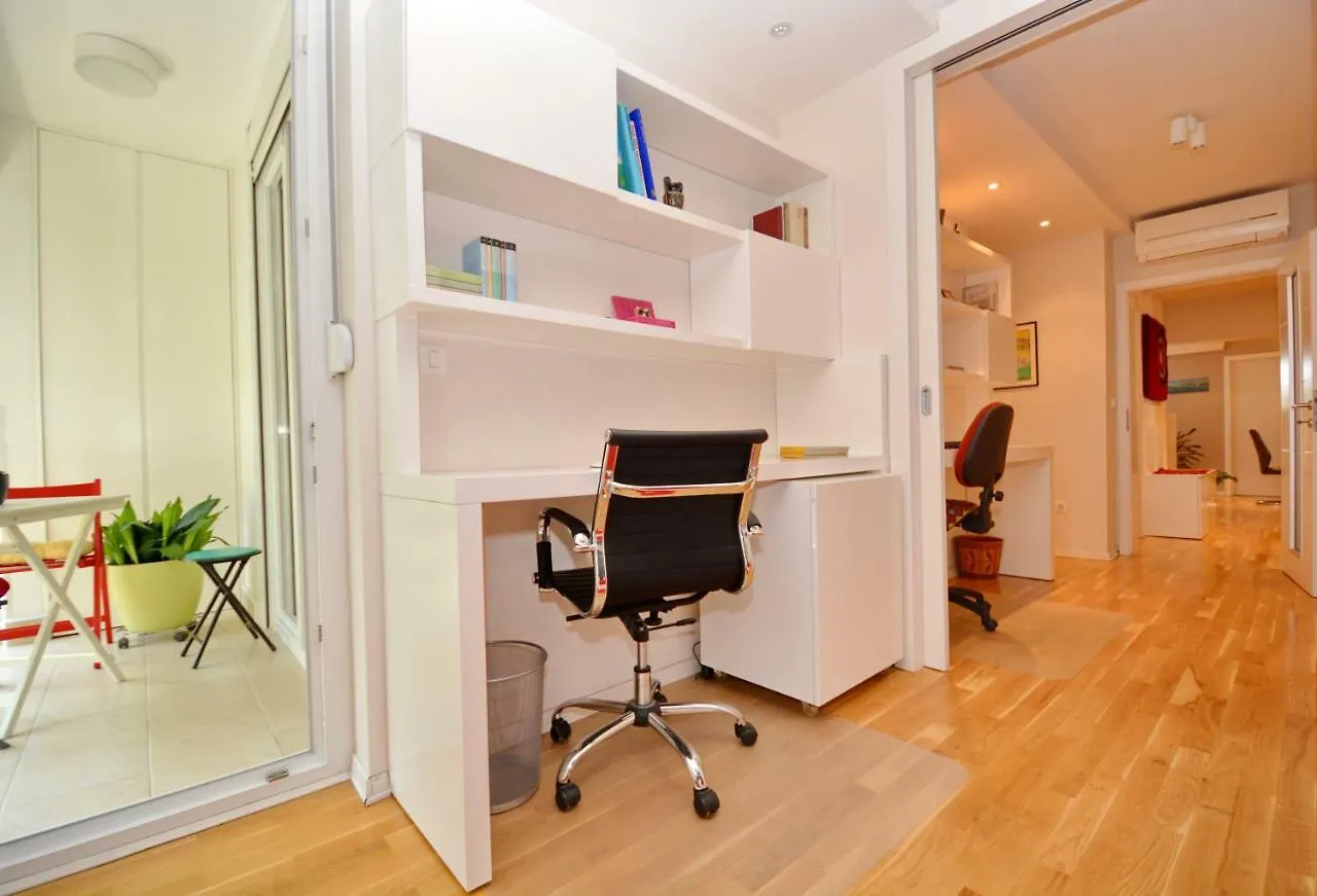 Apartment Spacious Premium Apt Lipotica With Oldtown View - Have A Memorable Holiday Zadar Croatia