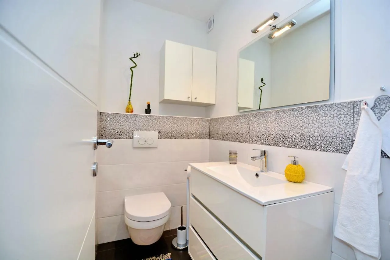 Spacious Premium Apt Lipotica With Oldtown View - Have A Memorable Holiday Zadar Croatia